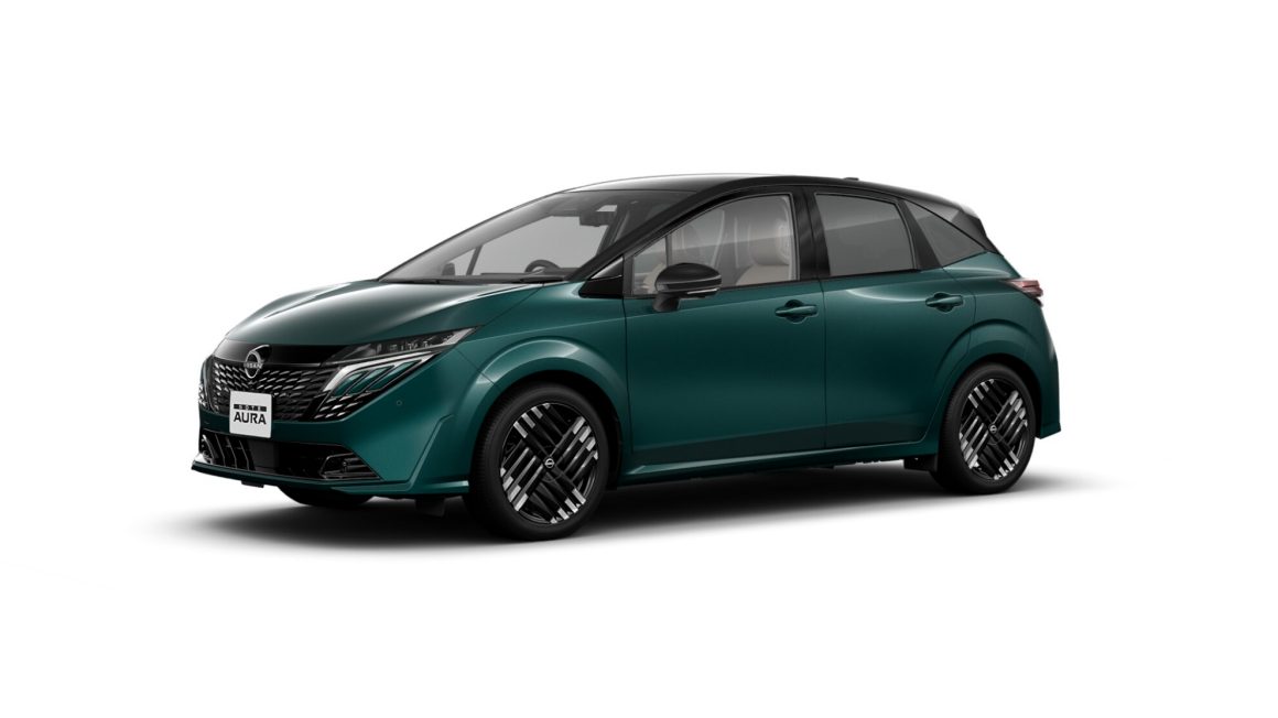 日焼け　黒オーラセット 日産：オーラ [ AURA ] コンパクトカー | 外観・デザイン