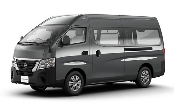 日産キャラバン10人乗り 4WD ディーゼル 5速マニュアルシフト 日産キャラバン10人乗り 4WD ディーゼル 5速マニュアルシフト